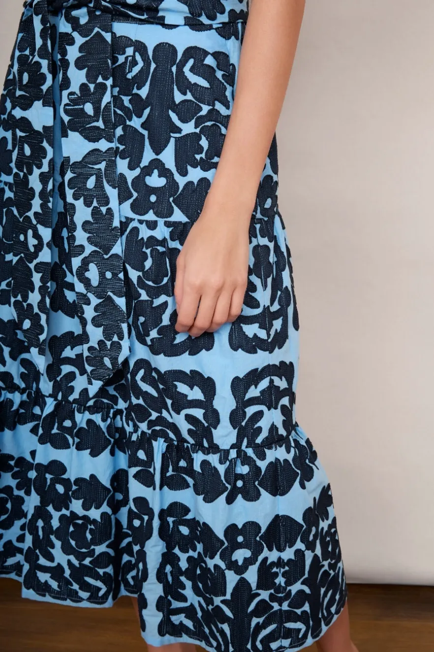 WYSE London Occasionwear-Brodie Embroidered Skirt - Blue/Midnight