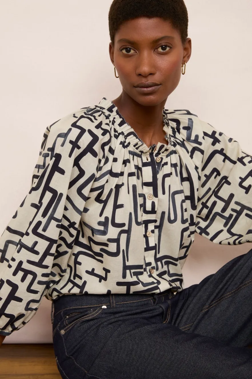 WYSE London Tops-Db X Wyse Bonnet Blouse - Ivory/Midnight