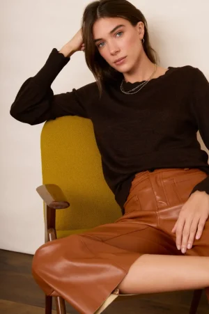 WYSE London Knitwear-Fleurine Scallop Jumper - Cocoa