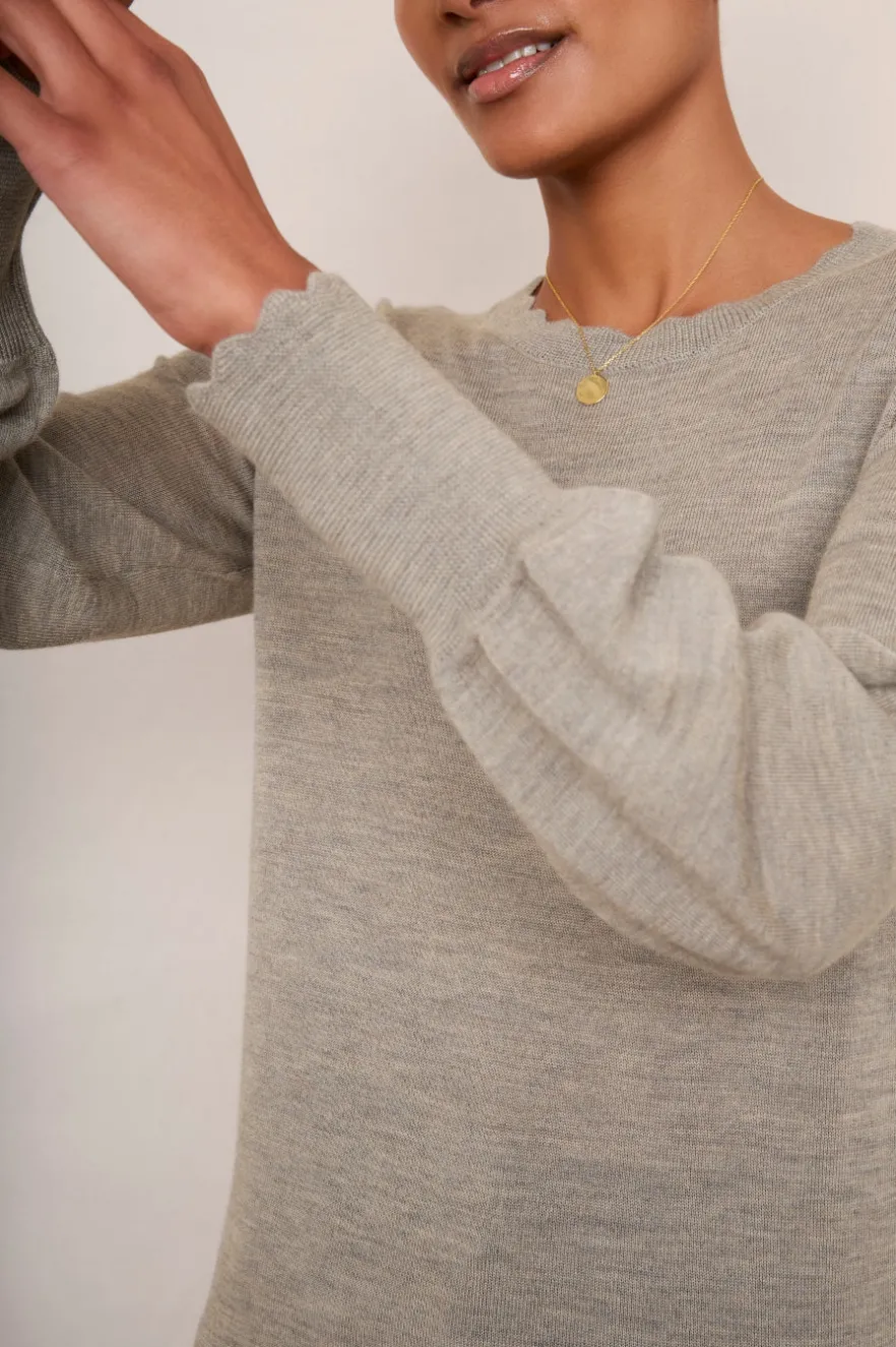 WYSE London Knitwear-Fleurine Scallop Jumper - Mushroom