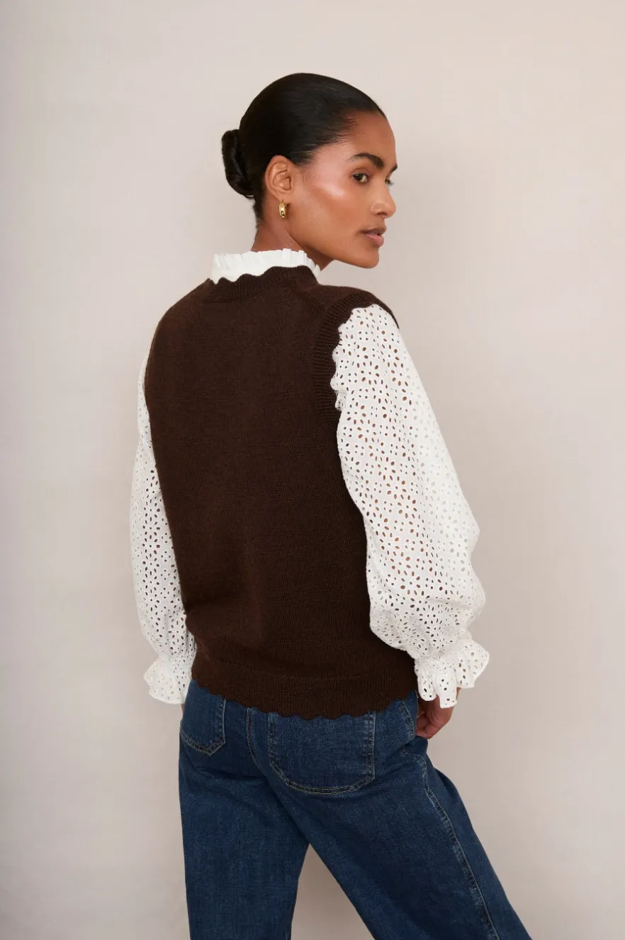 WYSE London Knitwear-Fleurine Scallop Tank - Chocolate